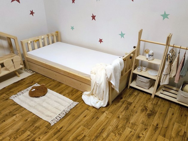 detska-postel-z-masivu-amalka-1