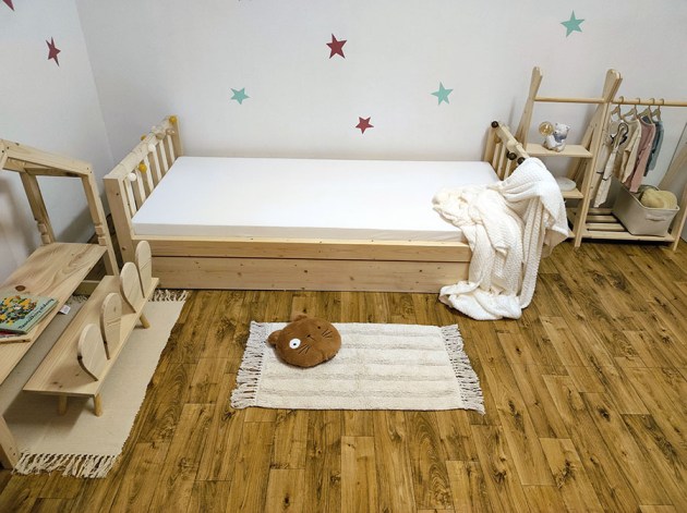 detska-postel-z-masivu-amalka-2